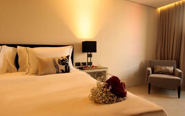 LS Hotel