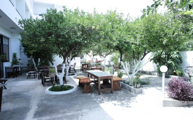 Platon Hotel