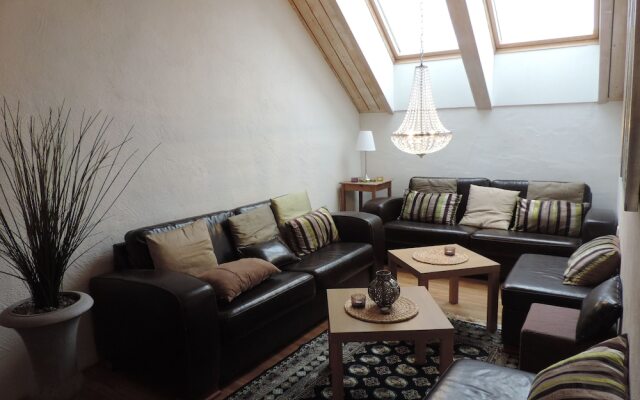 Lanthotell Lögnäs Gård