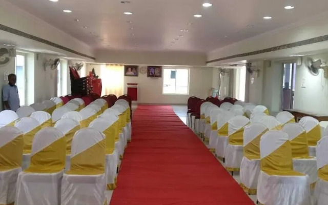Sri sapthagiri lodge