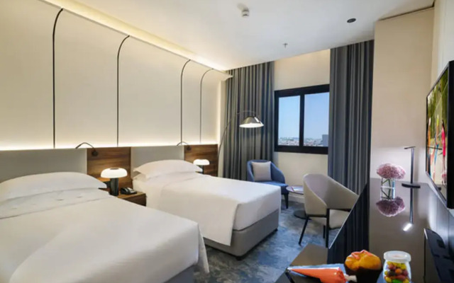 Nova M Hotel Edge By Rotana