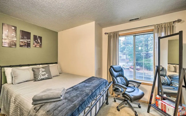 Charming Vancouver Home - Patio & Fire Pit!