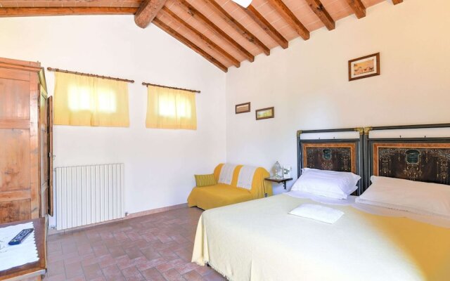 Holiday Home in Tuscany With Pool