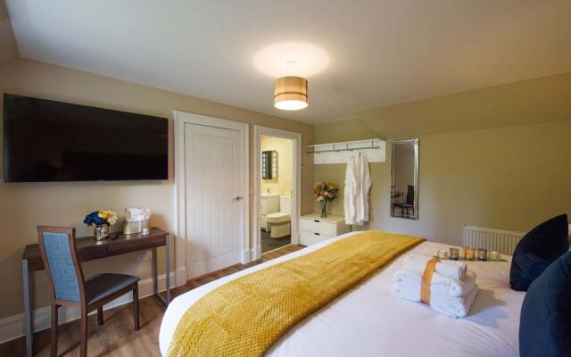 Rosedene Highland House - Emperor Apartment 7