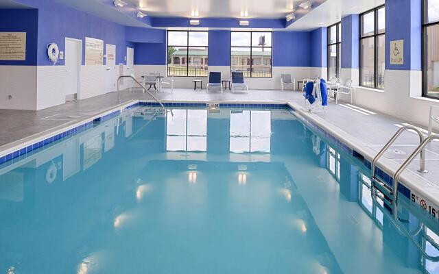 Hampton Inn & Suites Cincinnati-Mason