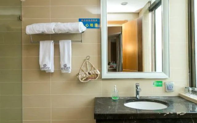 Jinhua Jinlongge Fashion Hotel