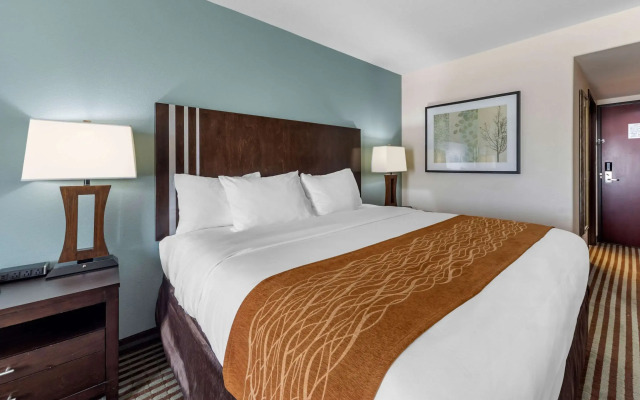 Comfort Inn & Suites Perry I-35