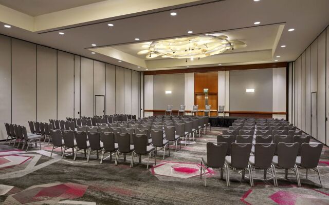 Loews Hollywood Hotel