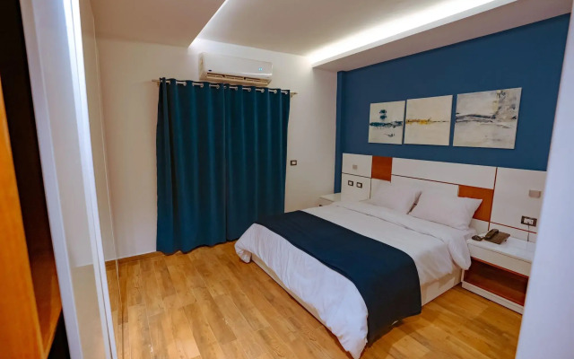 Travelholic Inn