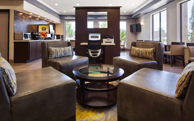 Best Western Plus North Houston Inn & Suites