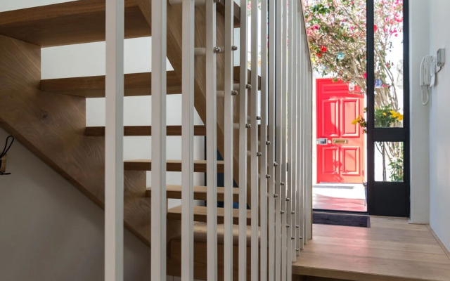 Duncan Road 38 - Adults Only