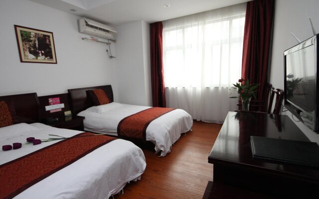 Baichuan Hotel