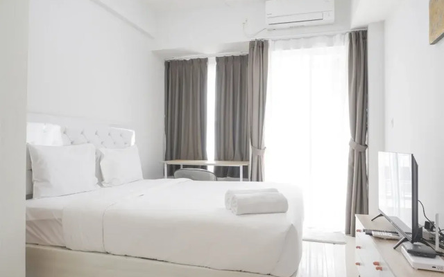 Modern Look Studio Room At Citra Living Apartment