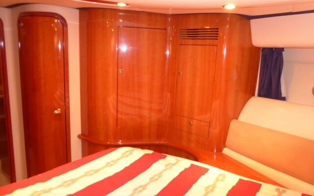 Rhein Yacht Lexa