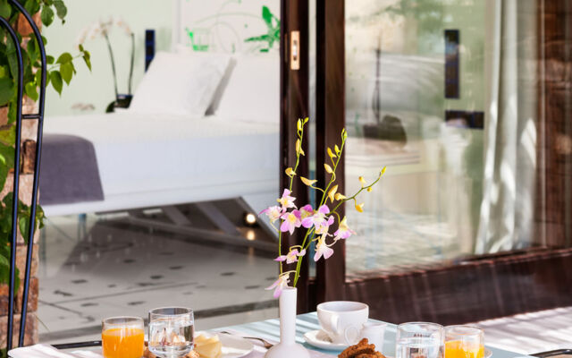 Agalia Luxury Suites