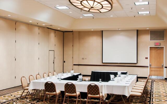 DoubleTree by Hilton Dallas - Richardson