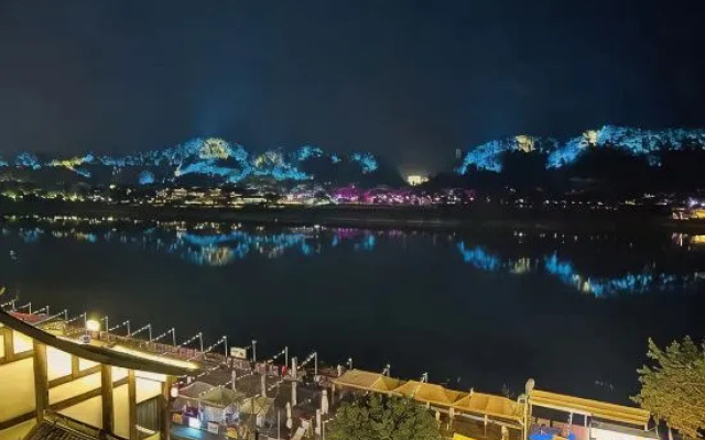 Leshan Giant Buddha Scenic Area River View Hotel [ The most popular hotels for tourists] – Outside – Leshan