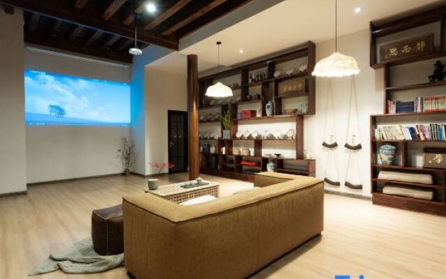 Tengchong Xitang Rehai Sulfur Hot Spring Boutique Lodge