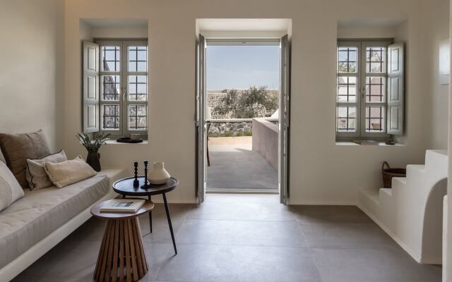 Frescoes Luxury Suites