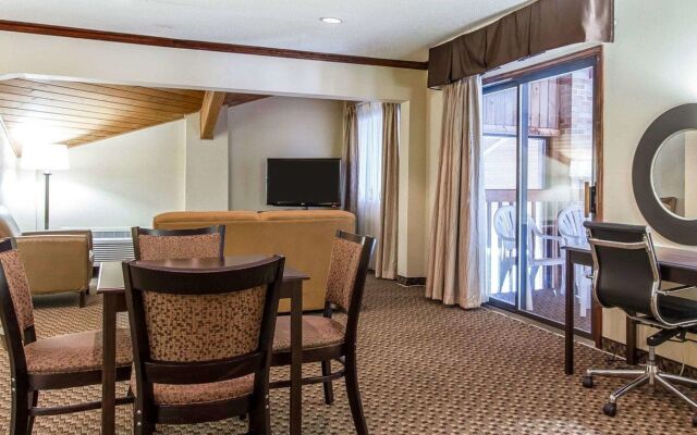 Quality Inn Macomb near University Area