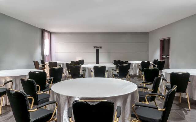 Radisson Blu Hotel N'Djamena