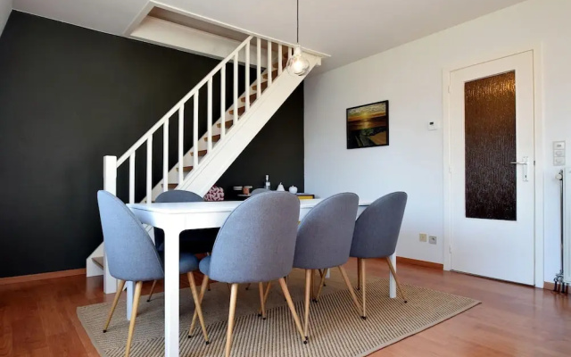 Renovated Flat Near Beach