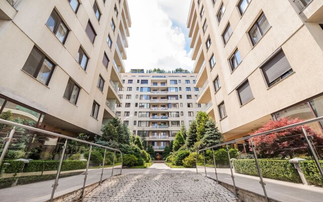 Herastrau Luxury Residence