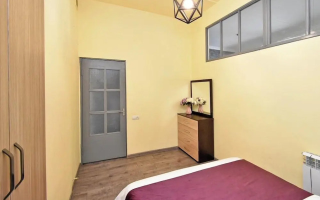 RetroCity at Komitas Avenue Apartment