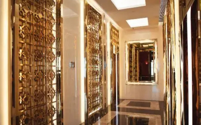 Treasure Hotel