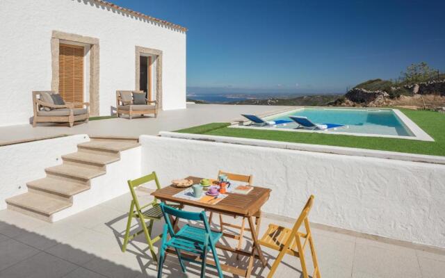 Sardegna è - Stazzu di l'Incantu con piscina