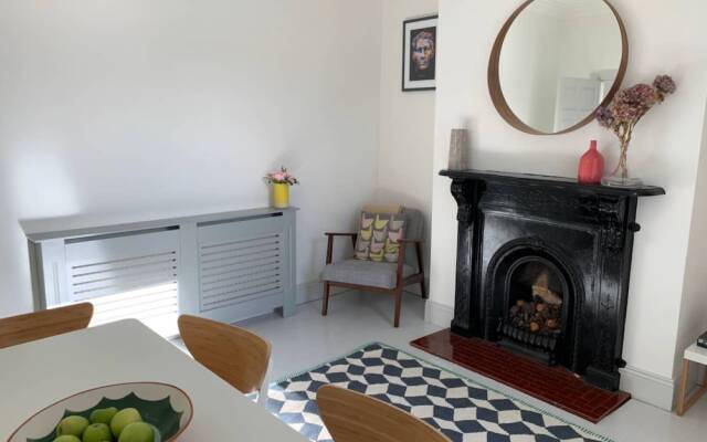Chic and Contemporary Victorian Family Home