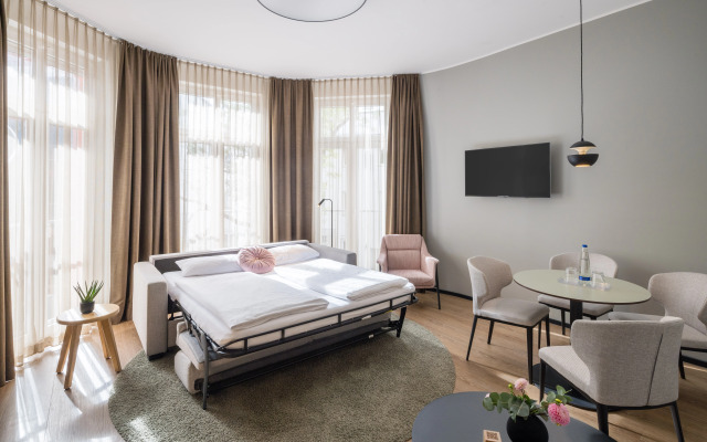 Koos Hotel & Apartments