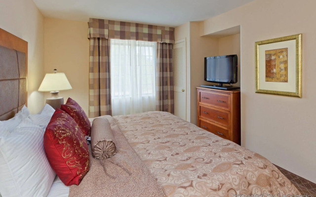 Staybridge Suites Chantilly - Dulles Airport by IHG