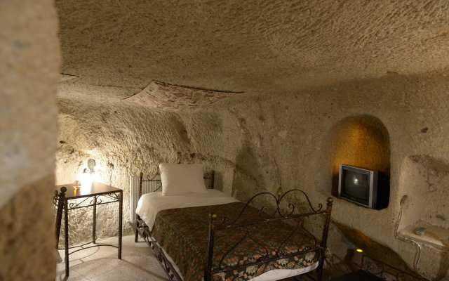 Caravanserai Cave Hotel