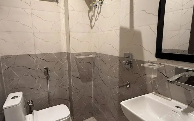 Hotel Royal India - New Palam Vihar