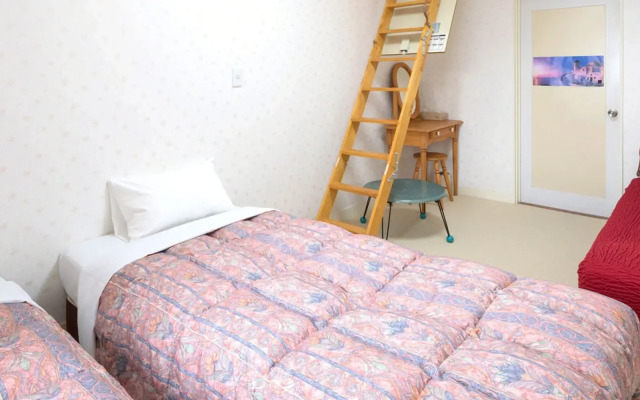 Mediterranean Sea Pension Knossos