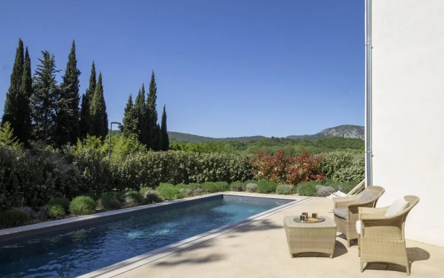 Villa Tica in Malauc ne