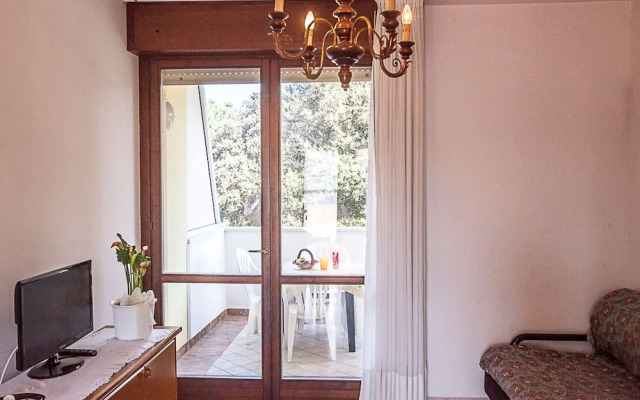 Seaside Happiness Flat and Shared Pool in Rosolina