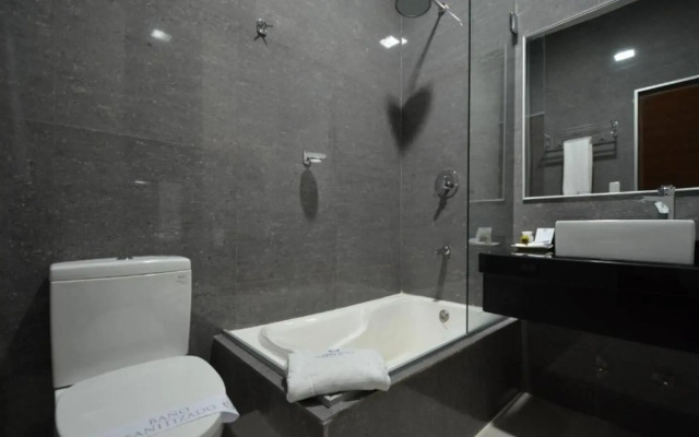 Hotel Camino Plaza
