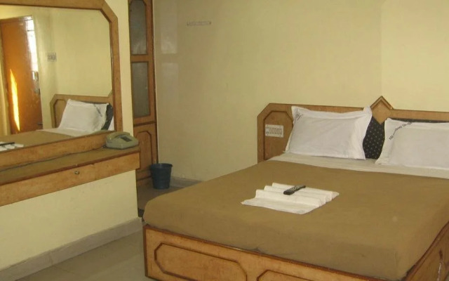 Sri Nandini Lodge