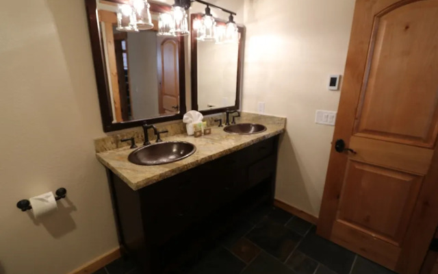 Bridges Townhome #15 Condo