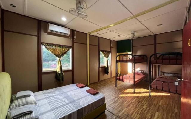 Liana Hostel Taman Negara