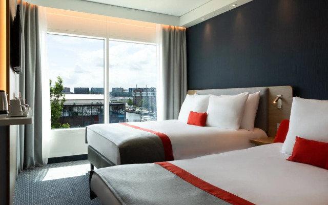 Holiday Inn Express Amsterdam - North Riverside by IHG