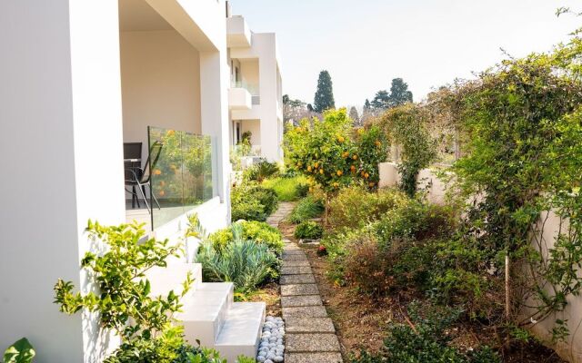 Lilium Apartment