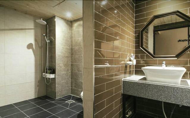 The Hotel Changwon