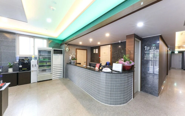 Cheonan Seongjeong J Hotel