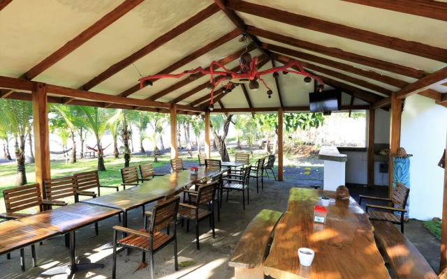 Boom Shiva Boutique Hotel & Restaurant