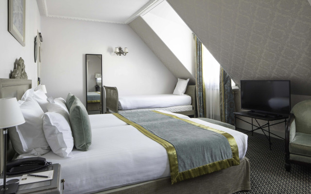 Hôtel Bradford Elysées – Astotel