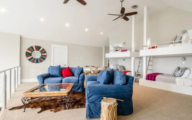 Bella Beach House