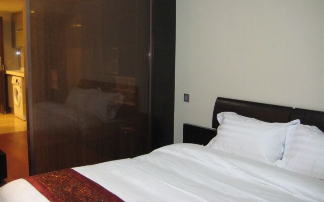 She & He Hotel Apartment - River Class